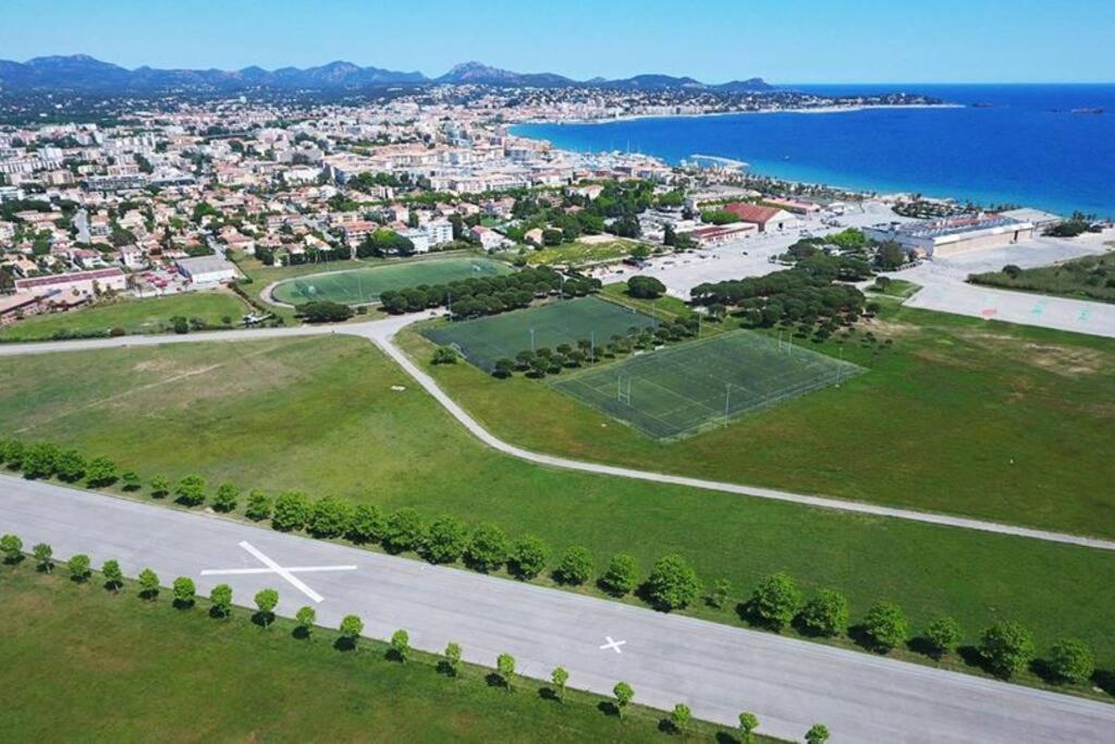 Location Port Frejus, Bord De Mer ภายนอก รูปภาพ