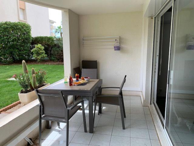 Location Port Frejus, Bord De Mer ภายนอก รูปภาพ